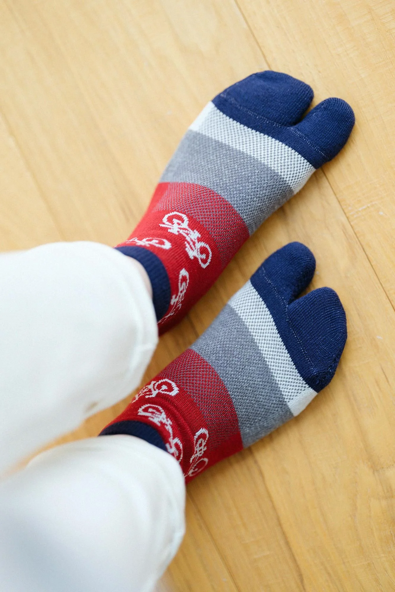 クッションパイル＆メッシュ足袋下（踝丈）／チャリンチャリン 紺青（こんじょう） - Image 3