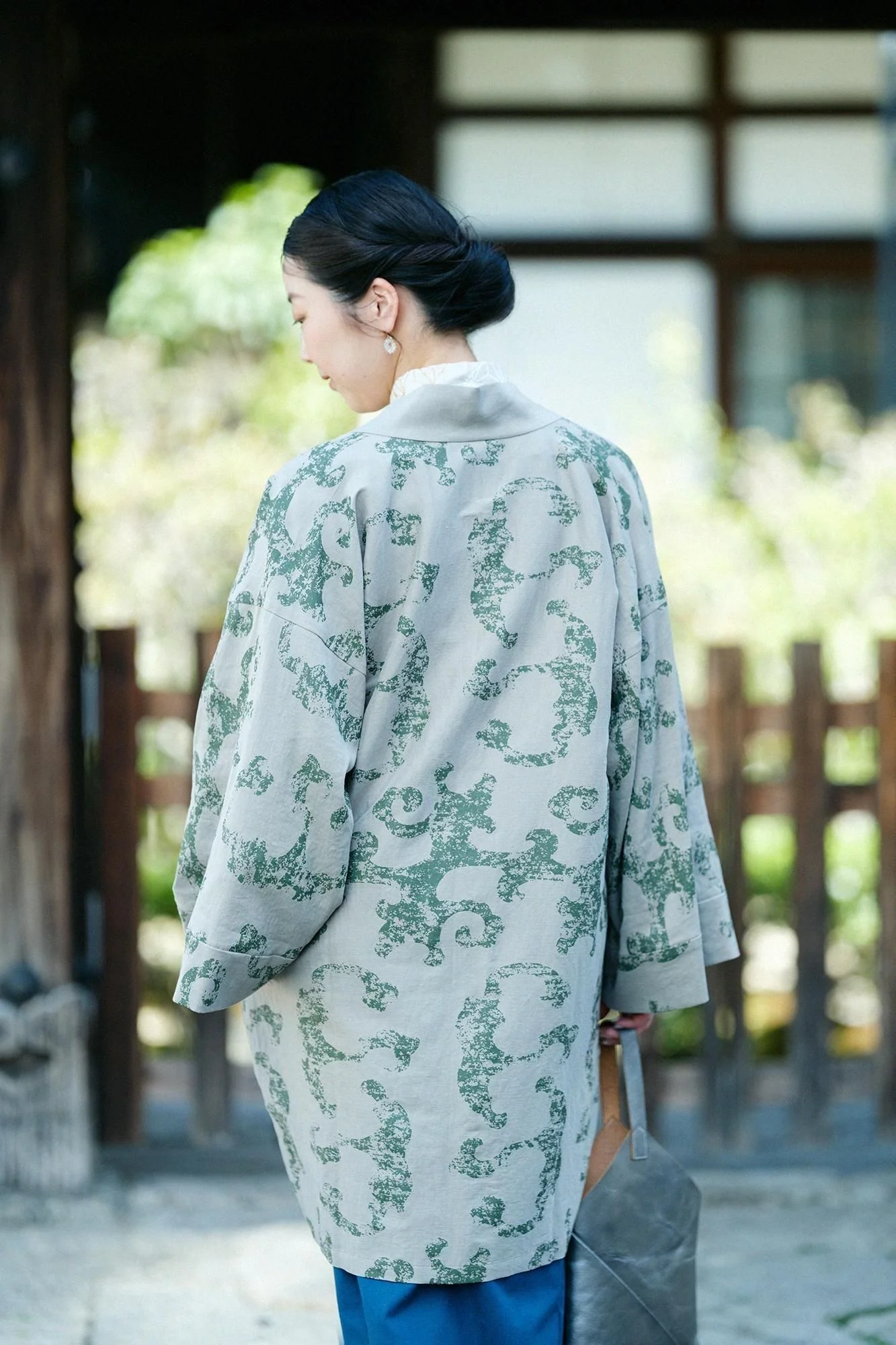 綿麻レーヨン 袢纏(はんてん) 間(けん) 単(ひとえ)/怒濤(どとう) 時代(じだい) 灰汁色(あくいろ) - Image 7