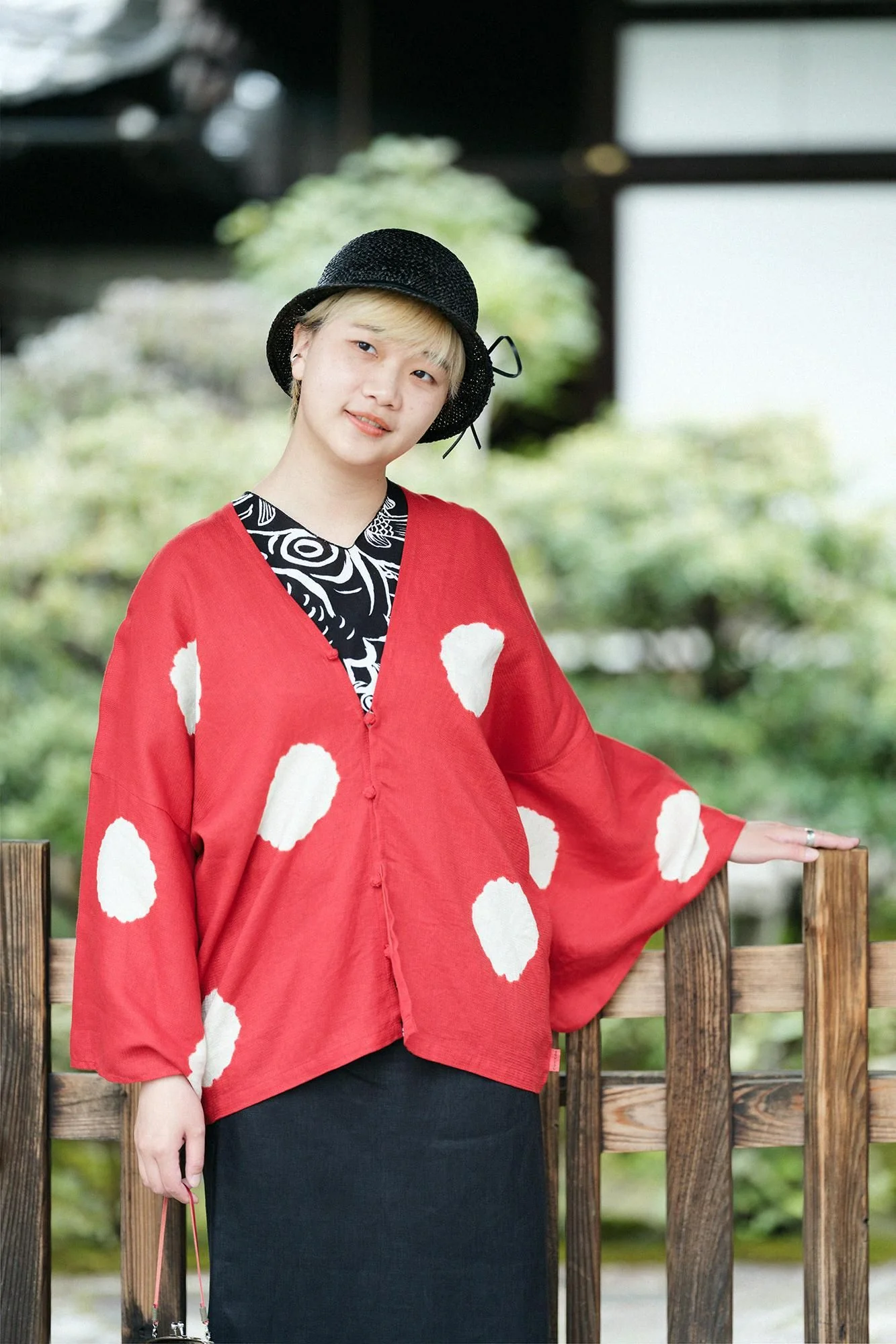 【net限定】近清絞り 麻 はつき/水玉大(みずたまだい) 臙脂色(えんじいろ)×練色(ねりいろ) - Image 5