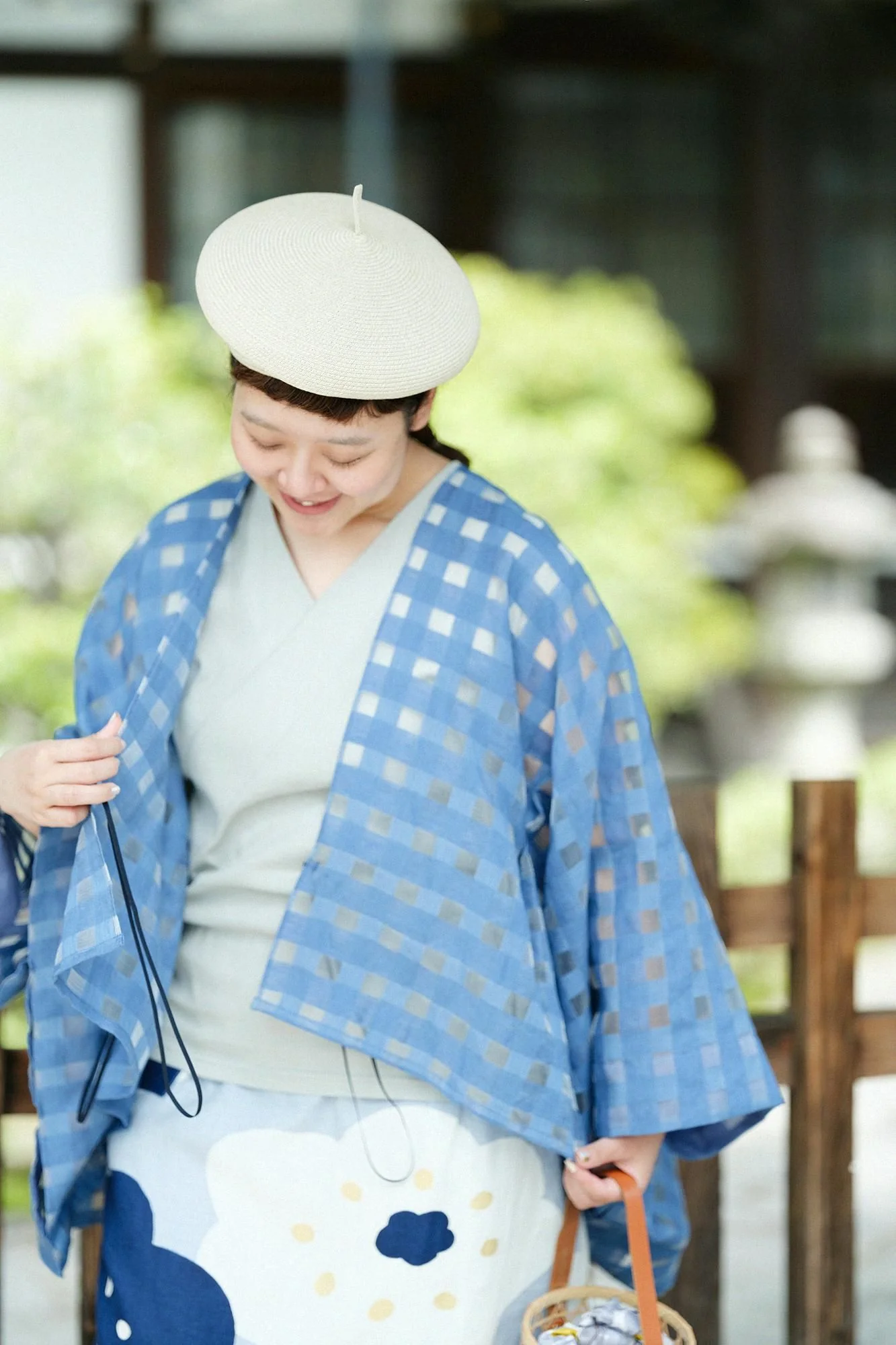 麻 透かし格子織（こうしおり） きさらぎ 短丈（みじかたけ）／紺鼠（こんねず） - Image 8