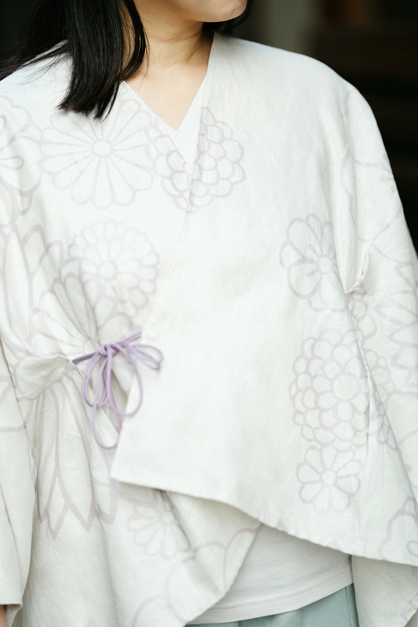 麻 きさらぎ 短丈(みじかたけ)/金襴緞子(きんらんどんす)と余白(よはく) 象牙色(ぞうげいろ) - Image 5