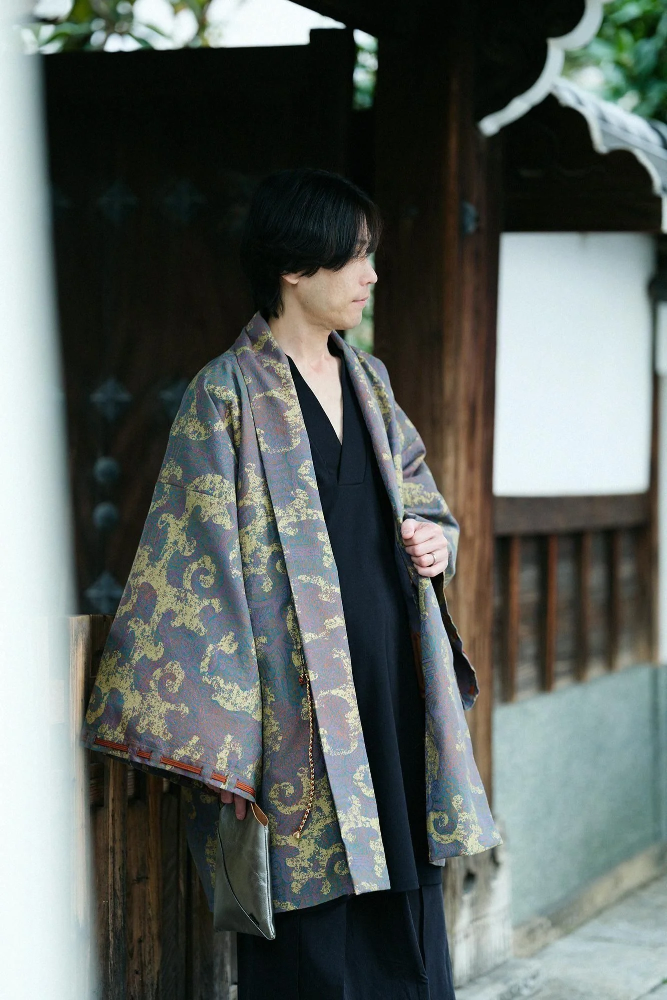 ジャカール 宮中袖（きゅうちゅうそで） 短衣（たんい） 単（ひとえ）／怒濤（どとう） 時代 （じだい）玉虫色（たまむしいろ） - Image 3