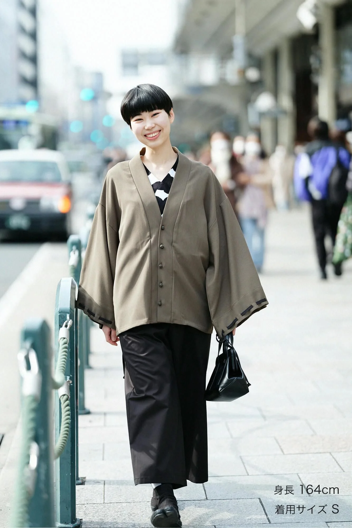 【net限定】変わり斜子織(ななこおり) 伯爵羽織(はくしゃくばおり) 宮中袖(きゅうちゅうそで)/海松色(みるいろ) - Image 4