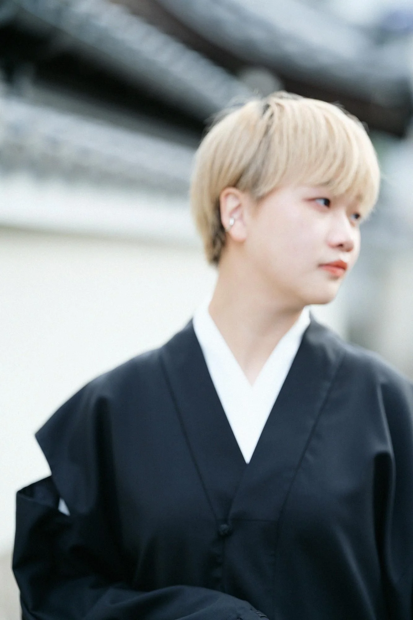 42双 梳毛(そもう) 風靡羽織(ふうびばおり) 透かし宮中袖(きゅうちゅうそで) 袷(あわせ)/濡羽色(ぬればいろ) - Image 7