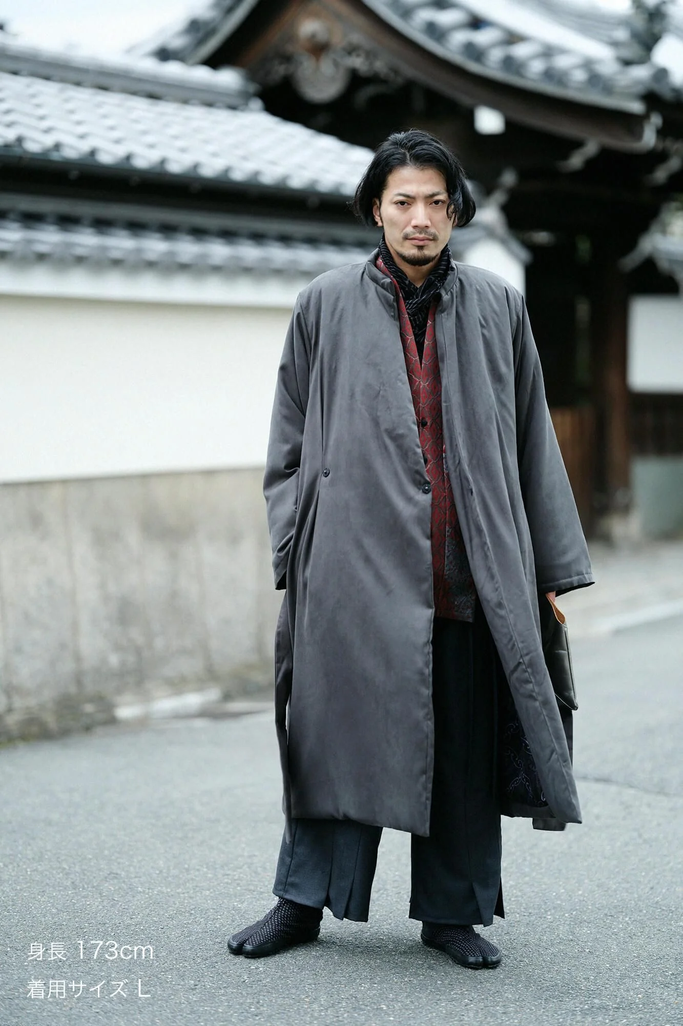 【net限定】フェイクヌバック 丹前(たんぜん) 中綿袷(なかわたあわせ)/墨色(すみいろ)×環繋ぎ矢車文(かんつなぎやぐるまもん) 写し(うつし) - Image 3