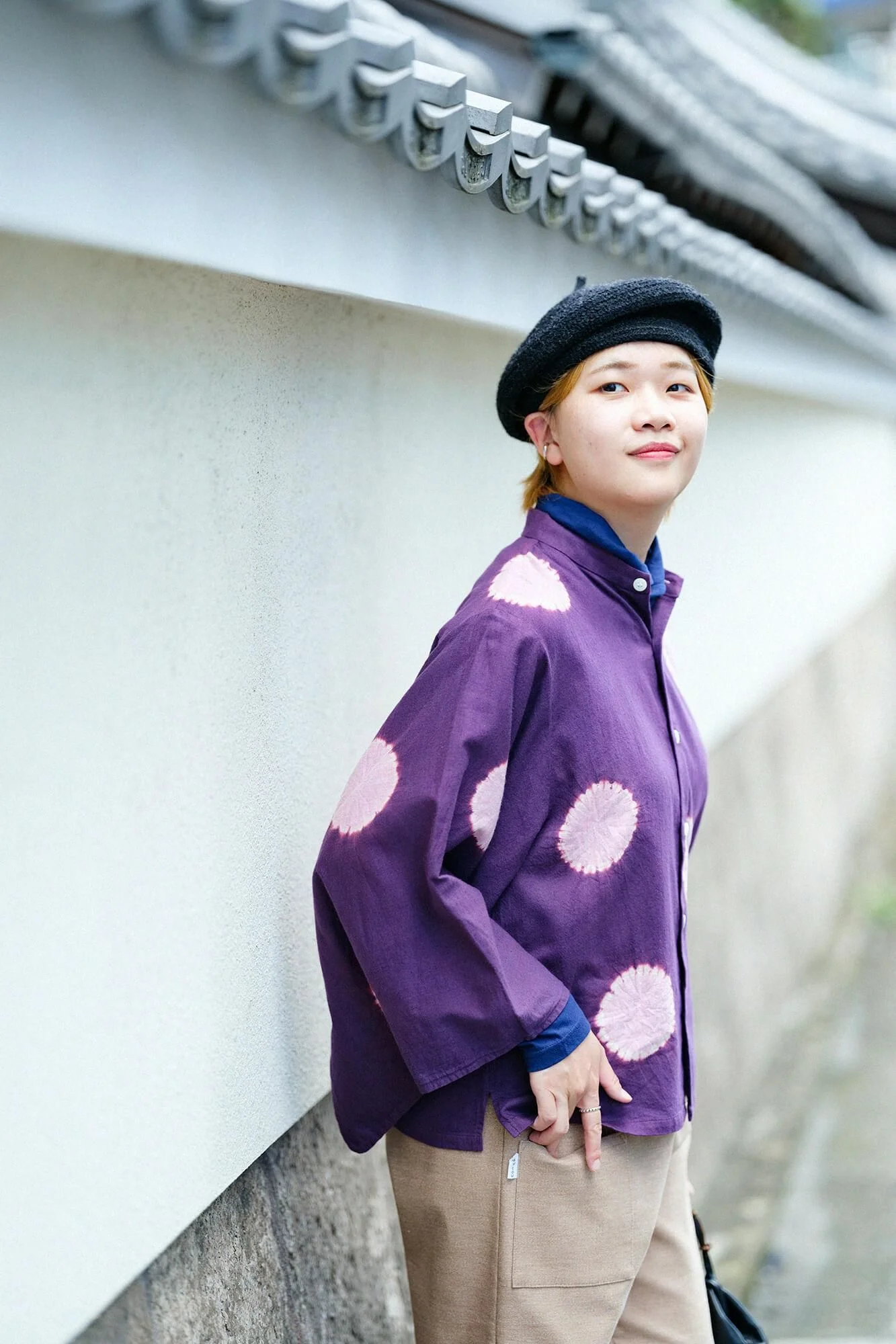 近清絞り 綿毛綾織(めんけあやおり) 草衣(そうい) 上(うえ)/水玉大(みずたまだい) 濃紫(こきむらさき)×鴇色(ときいろ) - Image 5