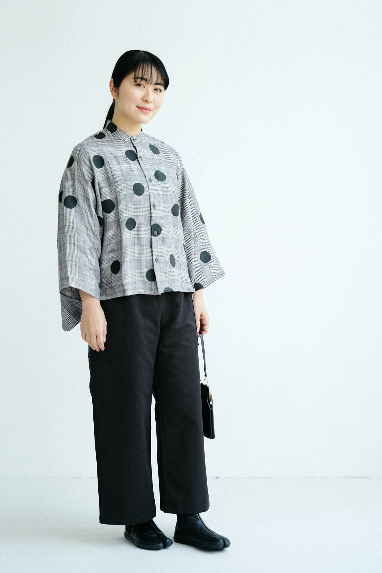 麻 格子織（こうしおり） 草衣（そうい） 上（うえ）／すいぎょく 間疎（まあら）と余白（よはく） - Image 3