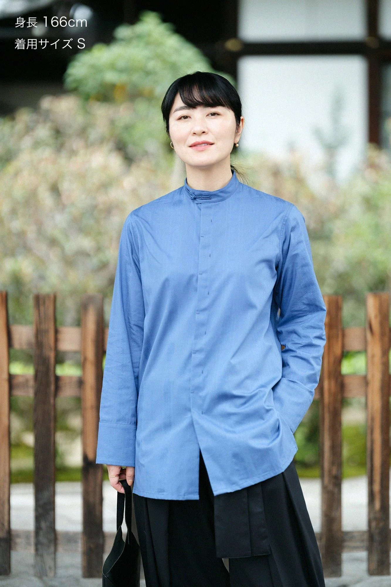 【net限定】舶来間道（はくらいかんとう） 円領長襯衣（えんりょうながしんい）／紺鼠（こんねず） - Image 3