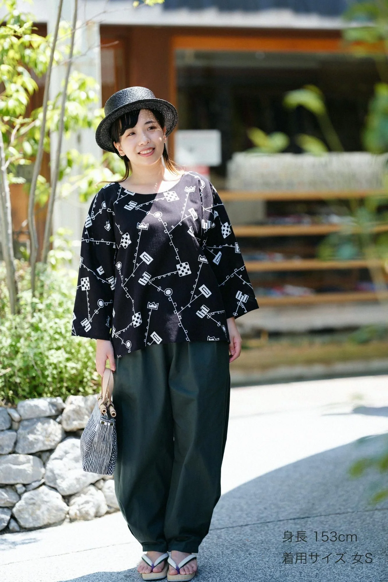 高密度 綾織(あやおり) 二ノ襞(にのひだ)もんぺ つぼみ/柚葉色(ゆずはいろ) - Image 2