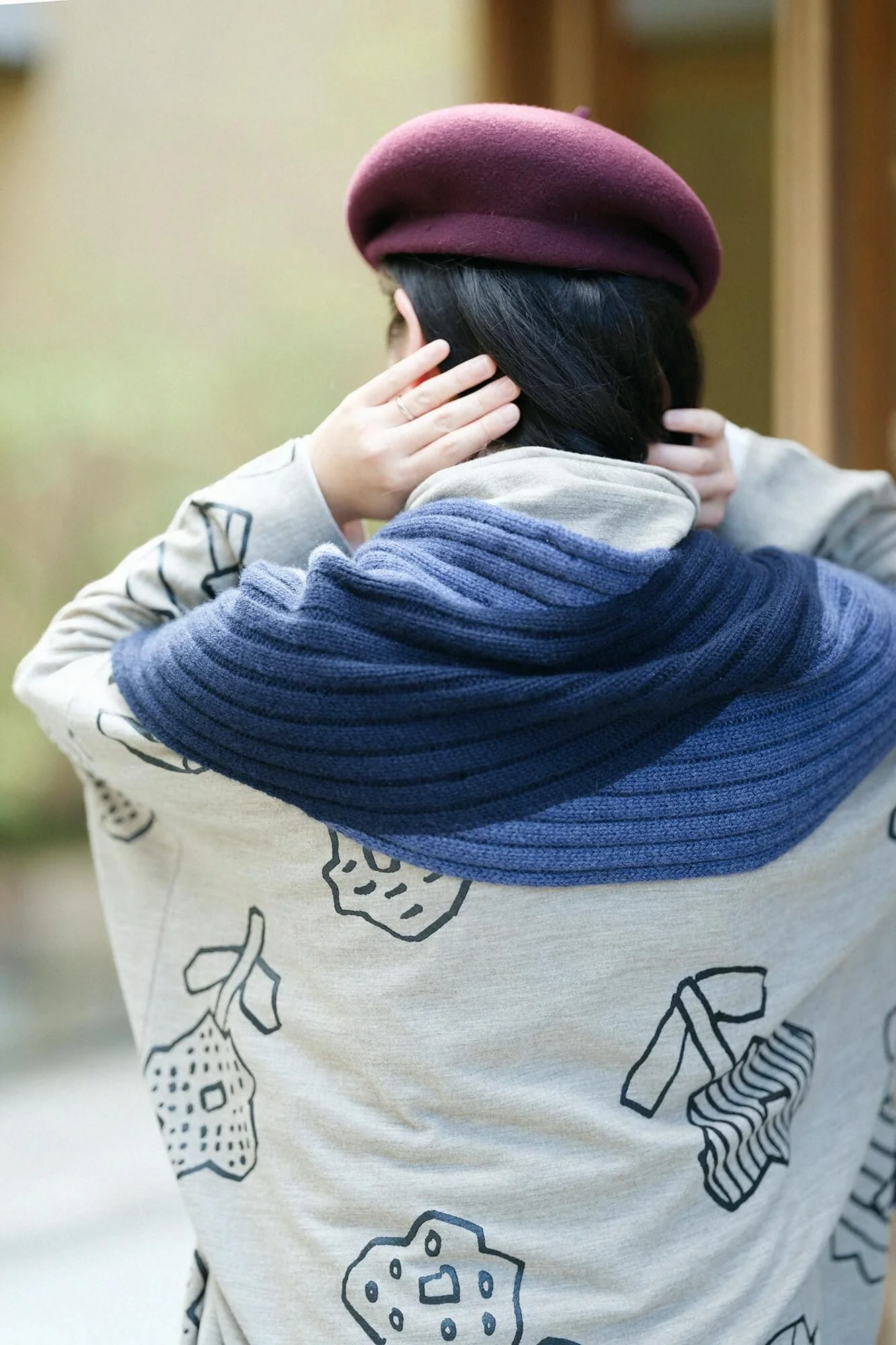SOU・SOU×ALPHA カシミヤ 枯山水（かれさんすい） 染流し（そめながし）／深縹（こきはなだ）×深紺（しんこん） - Image 6