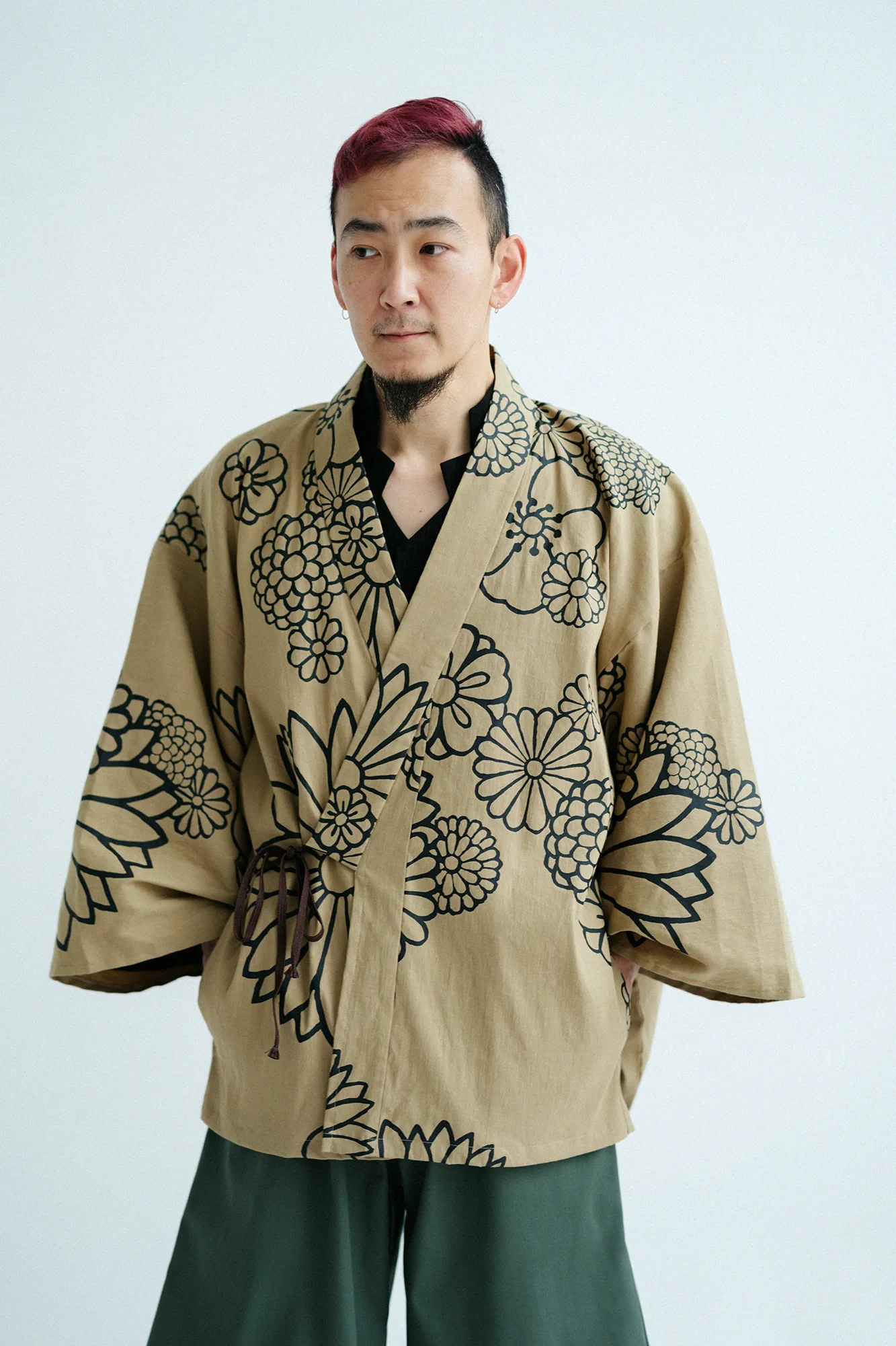 伸（しん） 綿麻（めんあさ） 角袖風靡（かくそでふうび）／金襴緞子（きんらんどんす） 黄橡（きつるばみ） - Image 3