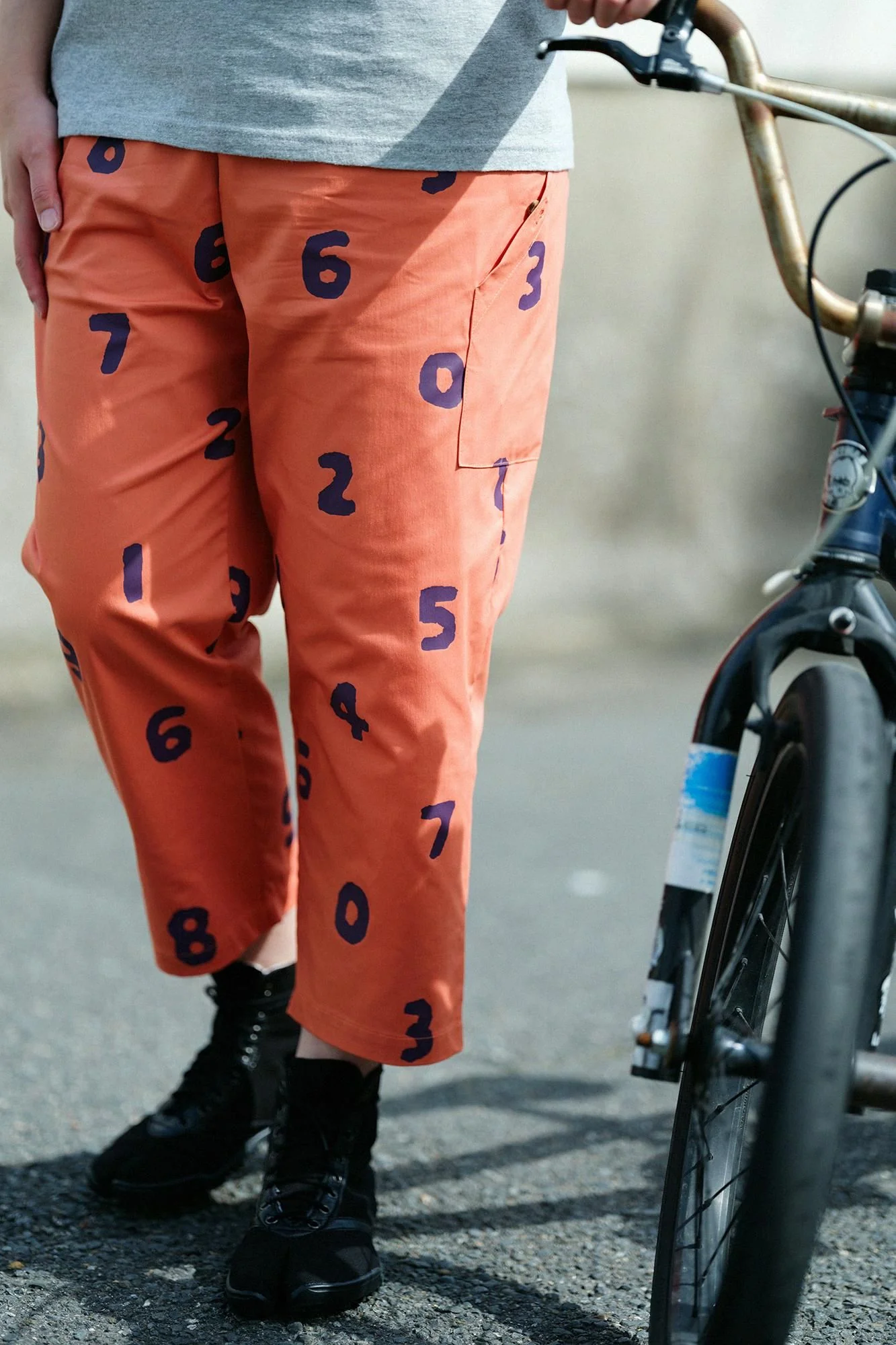【net限定】ツイル BIKEすててこ／SO-SU-U 鉛丹色（えんたんいろ） - Image 4