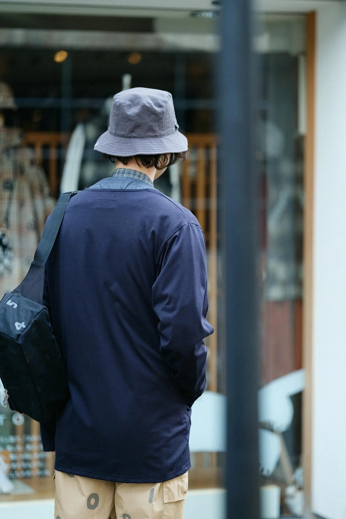 【net限定】コットンニット Vネック カーディガン/ネイビーブラック - Image 8