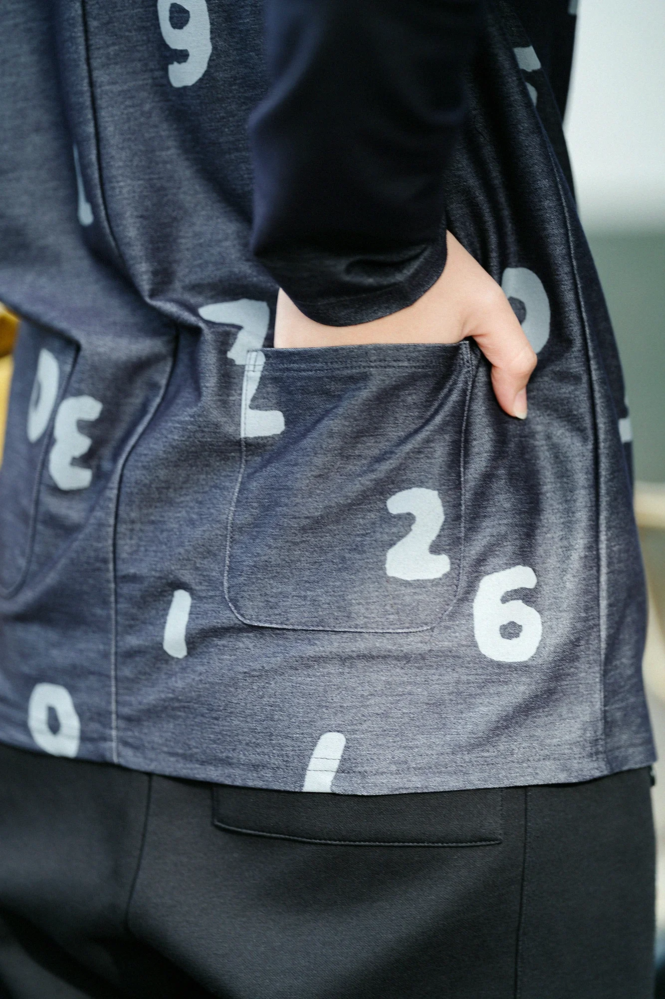 ツイルニット 型ぬき長袖Tシャツ／SO-SU-U上下（しょうか） ヘザーダークネイビー - Image 5