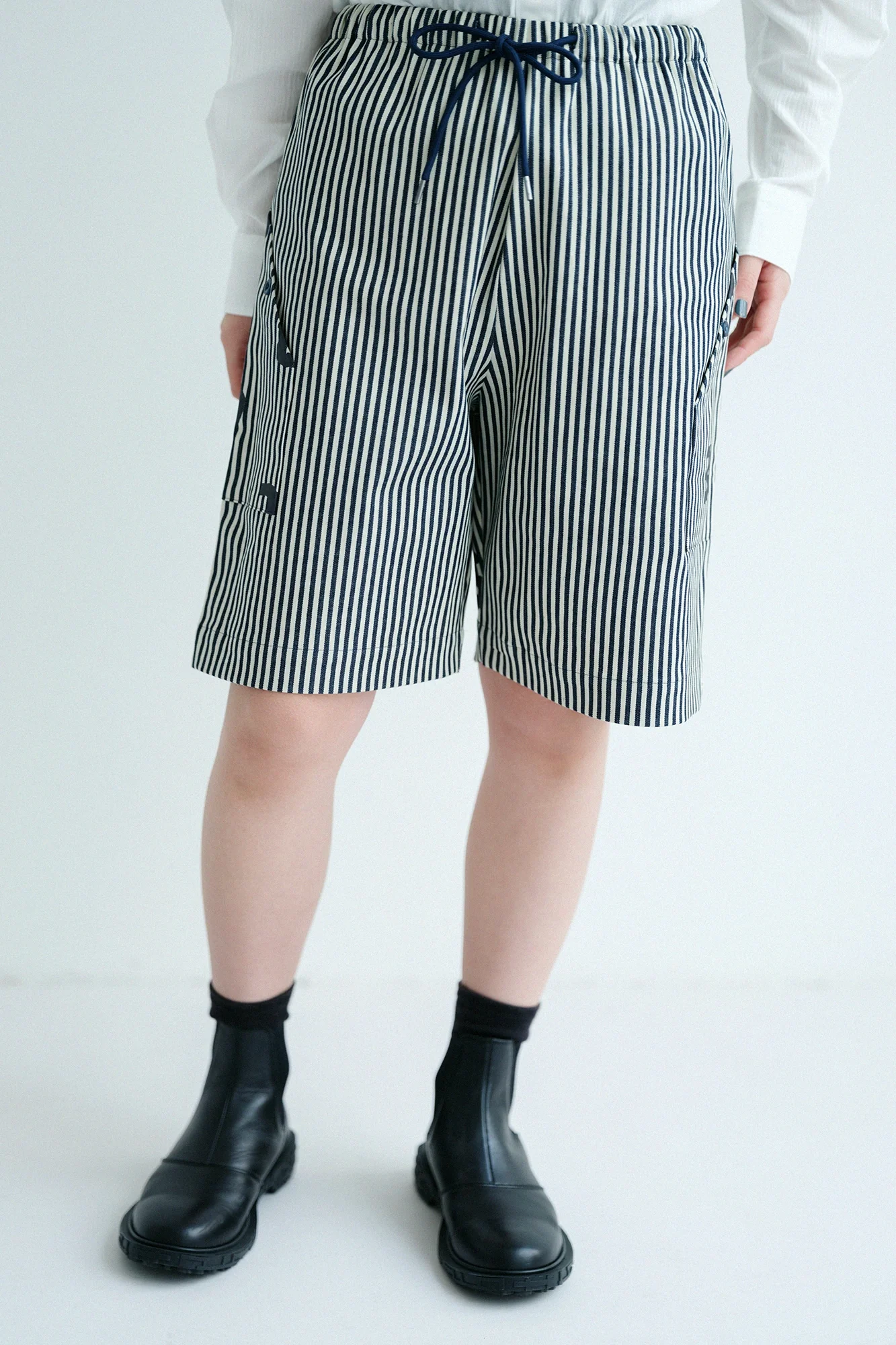 ヒッコリーデニム BIKEショーツ／インディゴ×SO-SU-U - Image 6