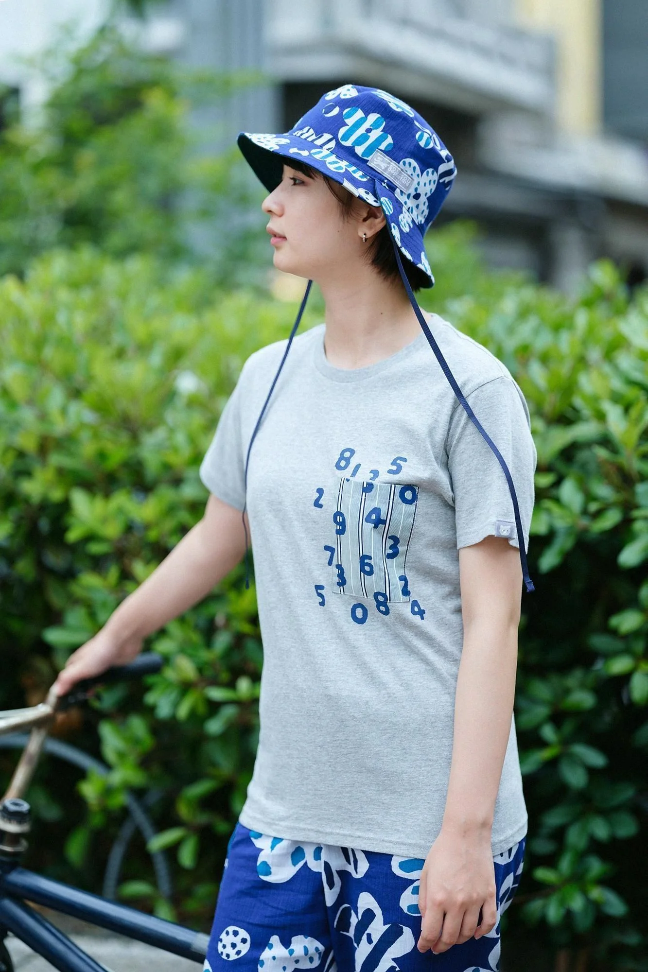 【net限定】半袖 ポケットTシャツ[5.0]／ヘザーグレー×SO-SU-U昆（こん）2 - Image 4