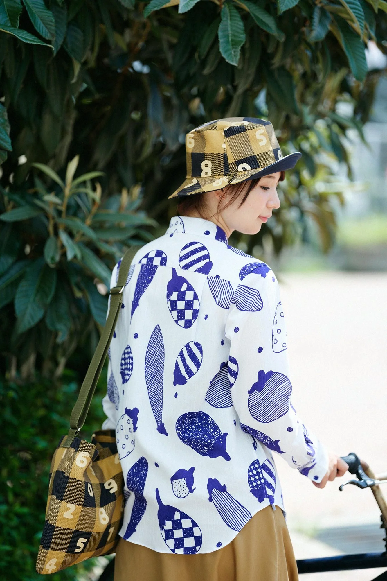 ヘビーツイルチェック リバーシブル BIKE HAT／SO-SU-U マスタード - Image 6