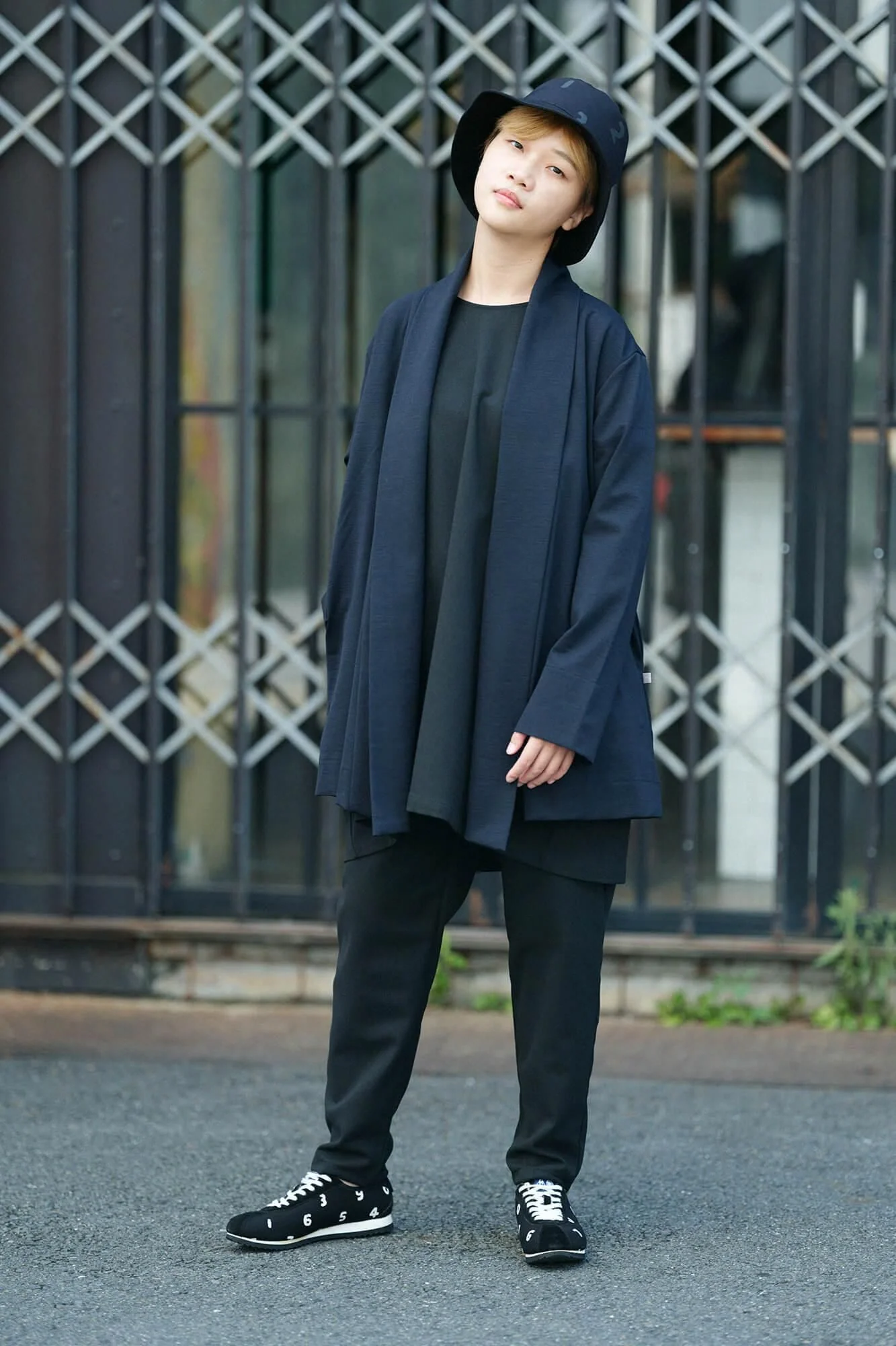 【net限定】綾織 W.L.P. ロングスリーブチュニック／濡羽色（ぬればいろ） - Image 9