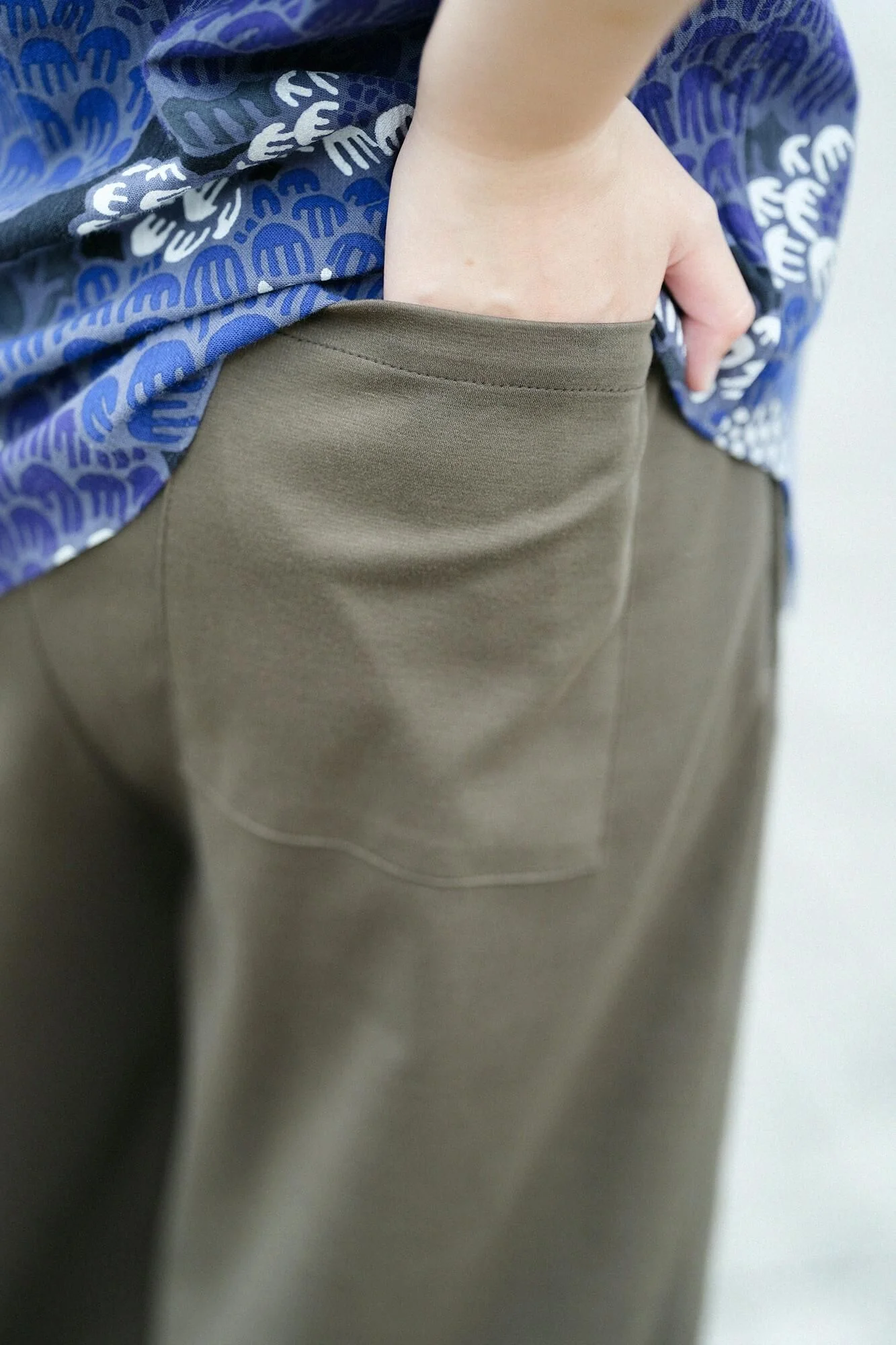 ポンチローマ ワイドパンツ 2.0／海松色（みるいろ） - Image 6