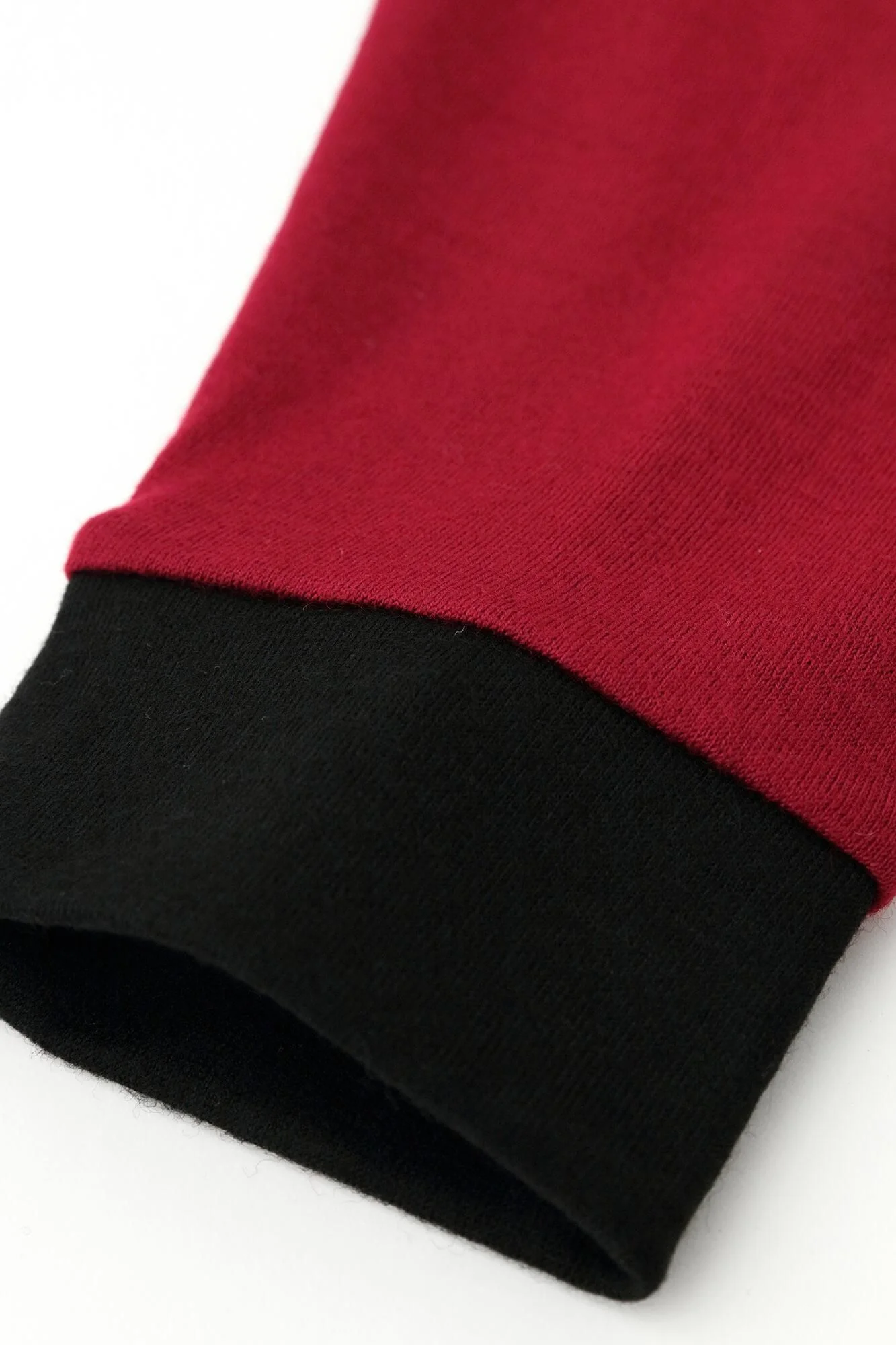 【net限定】ウォッシャブルウール天竺 ツイストタートル L/S／深緋（こきひ） - Image 12