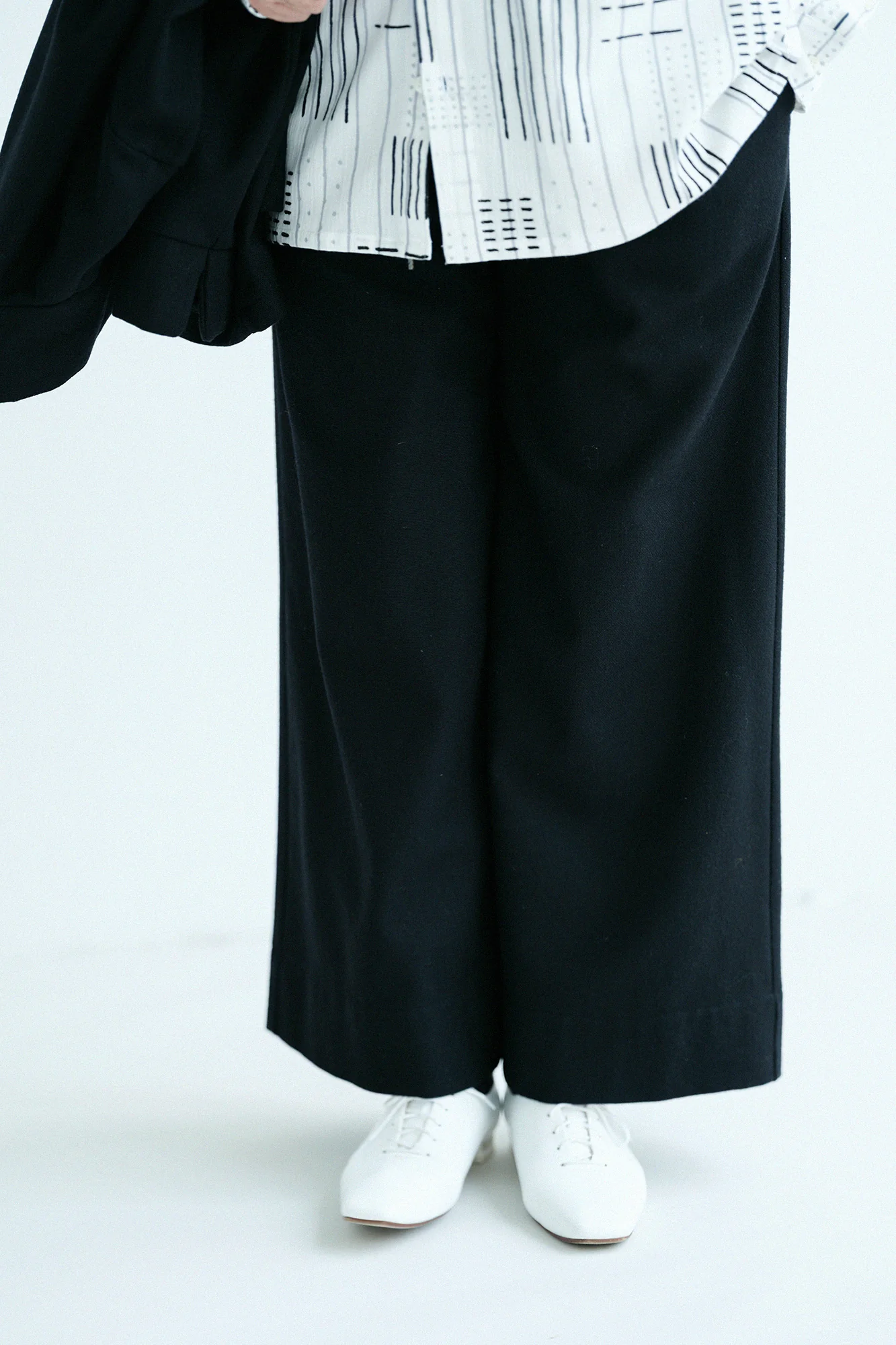 【net限定】コーデュラ(R) コンバットウール ワイドパンツ/ブラック - Image 13
