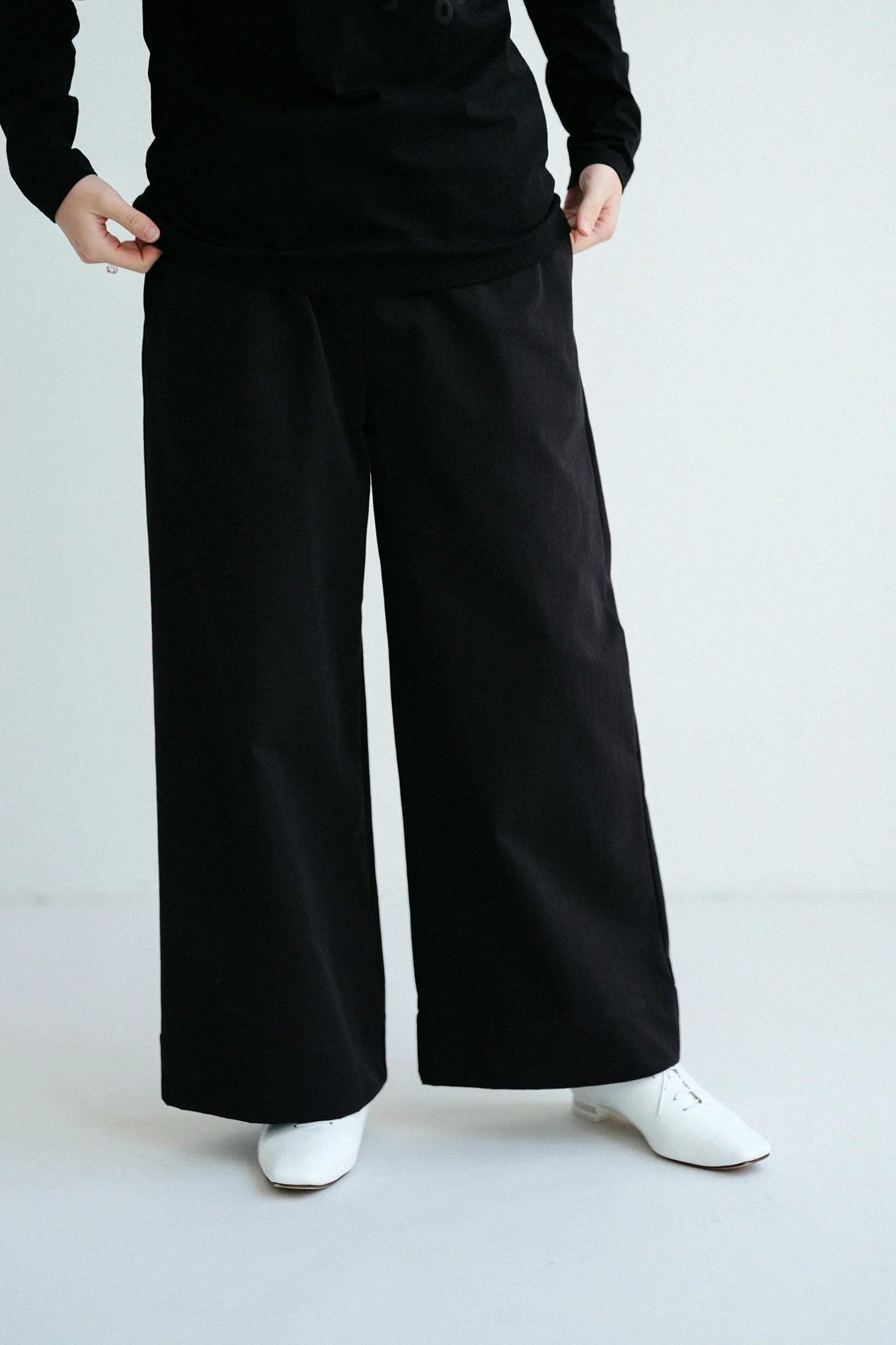 チノクロス ワイドパンツ／ブラック - Image 5