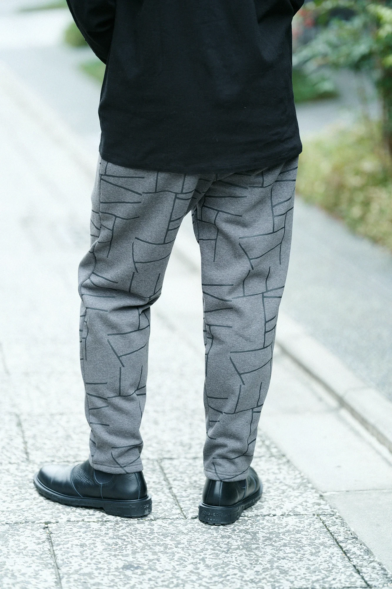 裏起毛フリース イージーテーパードパンツ／阿弥陀（あみだ）ヘザーダークネイビー - Image 4