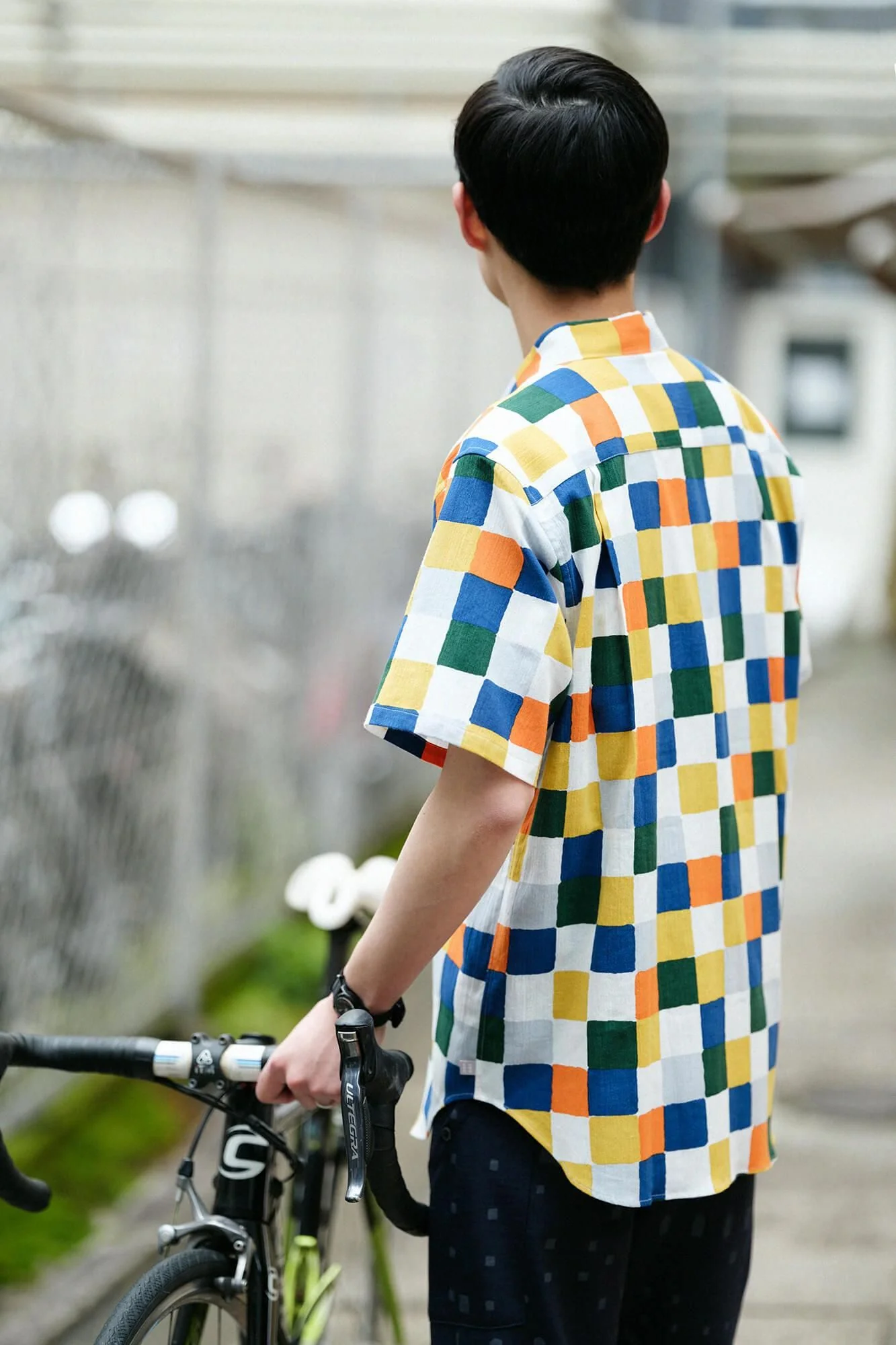 高島縮 20/20 半袖シャツ／日々（ひび） 朝茶事（あさちゃじ） - Image 5