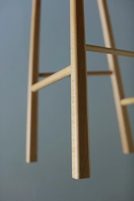 【1-3ヶ月後発送】SOU・SOU×Coccole Craftool カウンタースツール／SO-SU-U 濡羽色 - Image 7