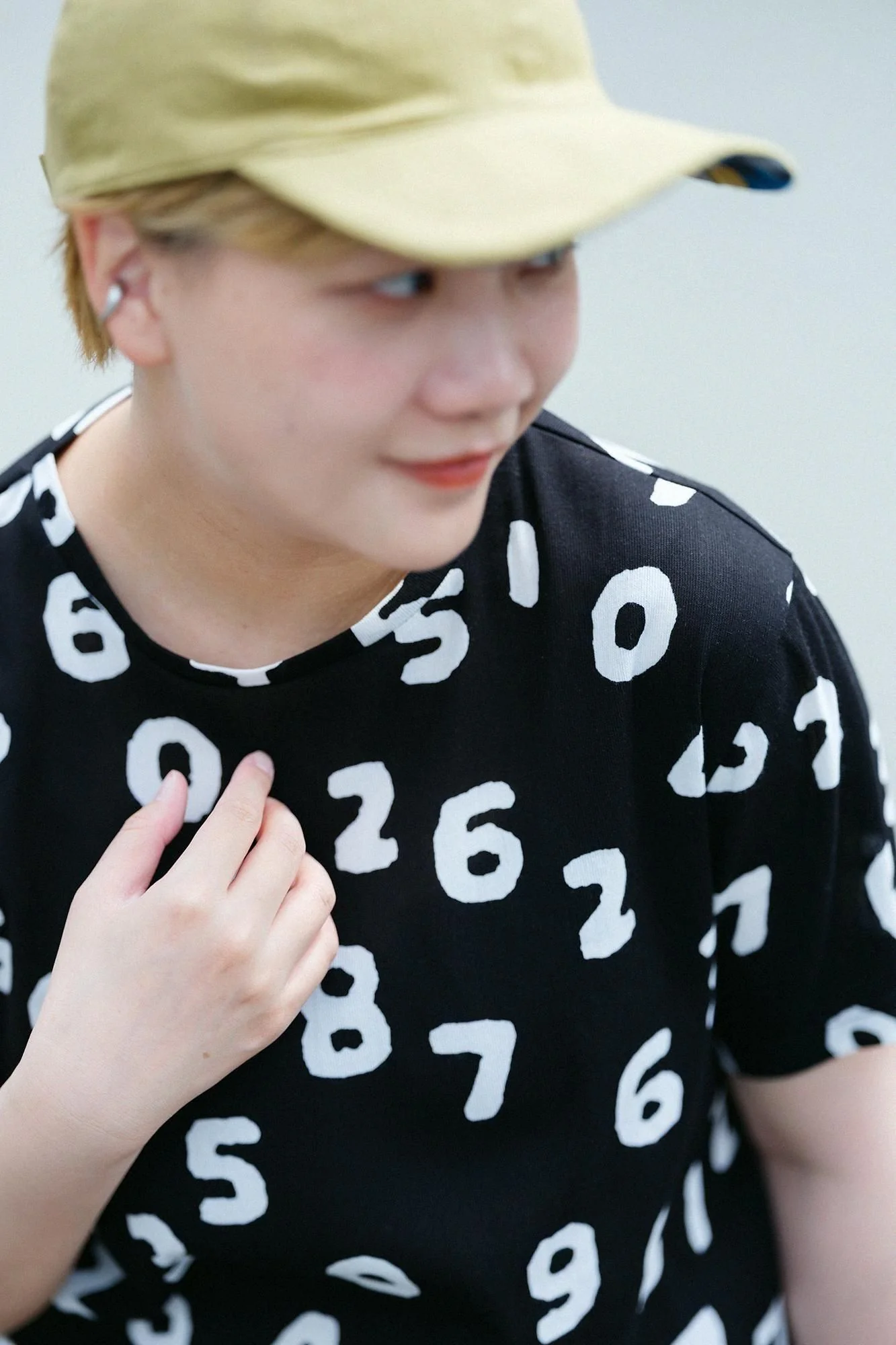 高島縮 40/40 半袖Tシャツ/SO-SU-U昆(こん) 濡羽色(ぬればいろ) - Image 6